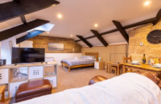 CROSS HOUSE APARTMENT Dog Friendly Barn Conversion in the Heart of Warkworth
