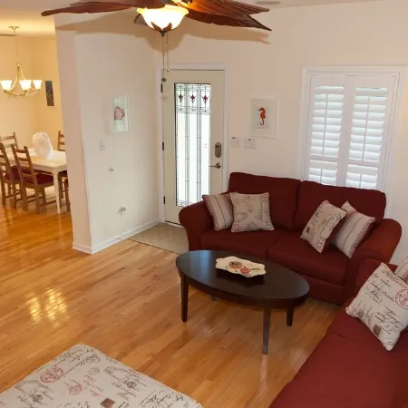 Happy Island Cottage: Heated Pool, 5-Min Walk to Beach, Pet Friendly