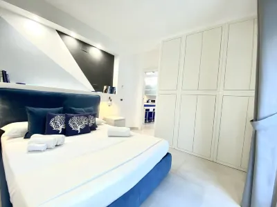 "MOTTOLA APARTMENT" SUITE with Terrace 200 m from the sea Hôtels à : 