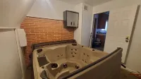 Affordable Apartment & Indoor Private Hot Tub