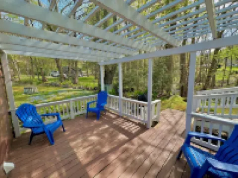 'Got Rocks' 1 acre on Watauga River, Gazebo, Flat yard, Close to Golf Courses