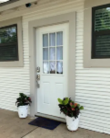 Castroville, Little Alsace of Texas, cozy backhouse! 20 minutes to theme parks