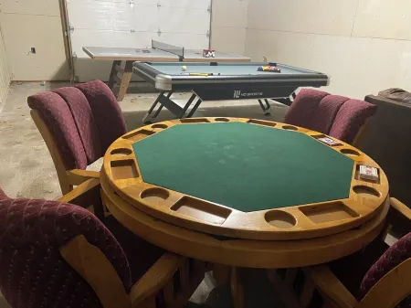 Secluded Stockton Lake House w Starlink internet