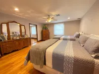Huge 4BR/2Bath/Free Parking/NYC/ EWR/ MetLife/ 2 KING BEDS!