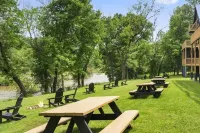 See the Sunrise, Riverfront Cabin #4 on James River, #4 of 5 Cabins