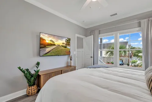 Private Heated Pool/Golf Cart/New Home/Beach Gear