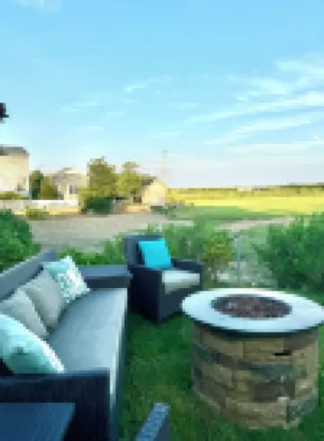 Seaside Coastal Escape 🌊 Hotels in Marshfield