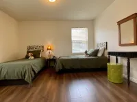 Darling house near outdoor adventures-newly remodeled Hotels in Ogden