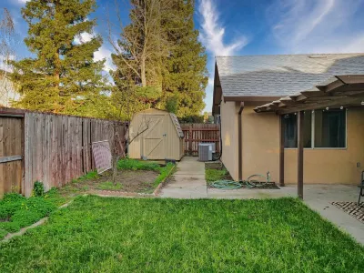 Cozy Family Retreat: Coffee Bar, Game Room and Pet Friendly