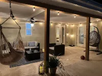 Pool house( Heated pool) with Oasis garden near the beach Location! Location!