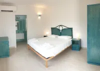 VILLA LU IMPOSTU swimming pool, sea view, 5bathrooms, terrace, garden, solarium Parco pubblico con giochi per i bambini附近的飯店