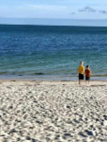 LUXURYBEACHHOUSE*walk2beaches*firepit/bikes/fencedyard/kingbed Hotels in Yarmouth