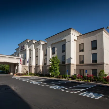 Hampton Inn & Suites Stillwater Отели в г. Пейн