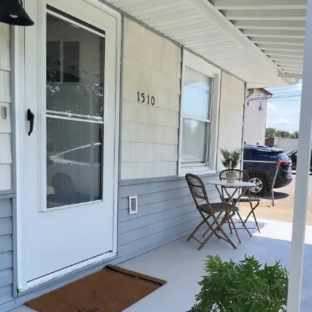 Newly renovated home by Cedar Point