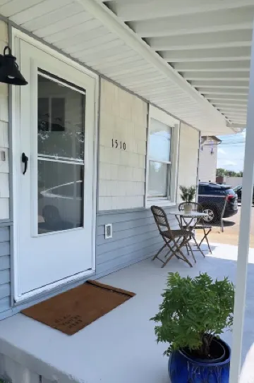 Newly renovated home by Cedar Point