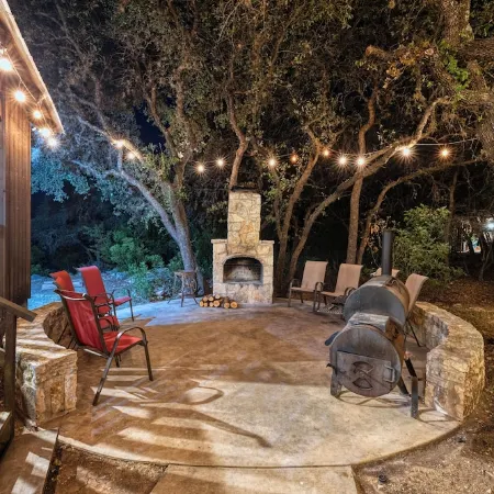 La Mansion on the Frio - Pickleball Court, Pool