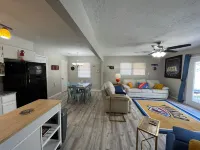 Fantastic 3/2 near OU, fully stocked, 4 TVs, W/D