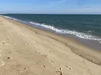 Coastal Cape Hideaway - Outdoor Shower & Fire-Pit! Ξενοδοχεία στην πόλη Mashpee