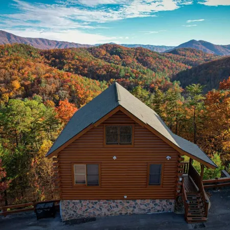 Rustic Mountain Retreat ~ Panoramic Mountain View ~ Hot Tub ~ Game Room ~ Pool