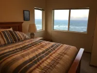 Panoramic Ocean View! Amazing Sunsets! Whale Watching!