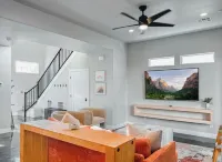Beautiful Home In Perfect Location: Private Pool, 18 Guests, Fun Kids Bunk Room