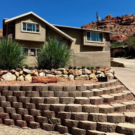 Vermillion Vacation: A Comfy Home Away From Home - Pet Friendly