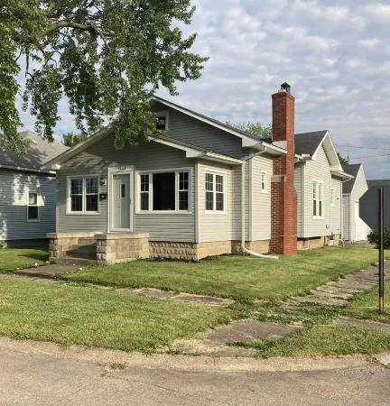 Pets ,Family, Fire pit , Playground Beach and more!