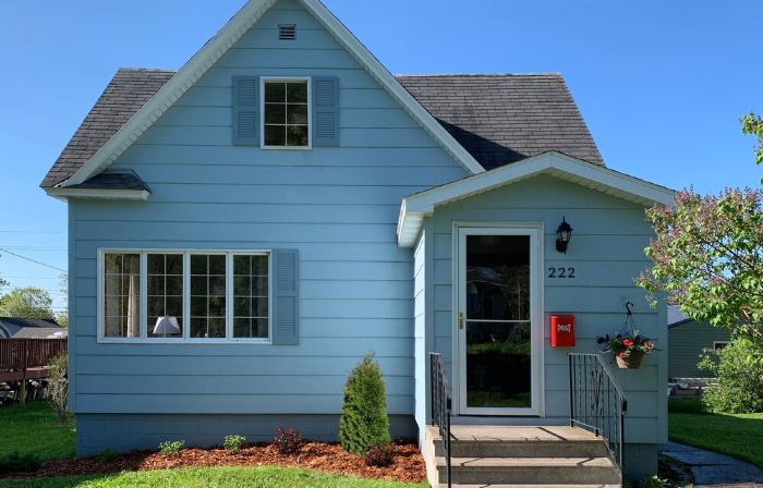 Cozy home walkable to downtown Two Harbors