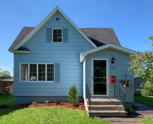 Cozy home walkable to downtown Two Harbors