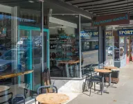 Modern Log house! Private Pool! Spa! Close to town