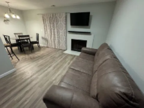 Remodeled 3-bedroom condo in Marina walking distance to beach