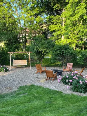 Gallatin Get-Away Bungalow Perfect for quilters, hunters, or families!