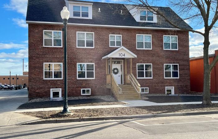 2 Bedroom Apartment - Downtown