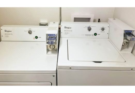 4 Bedroom Condo의 넓은 내부