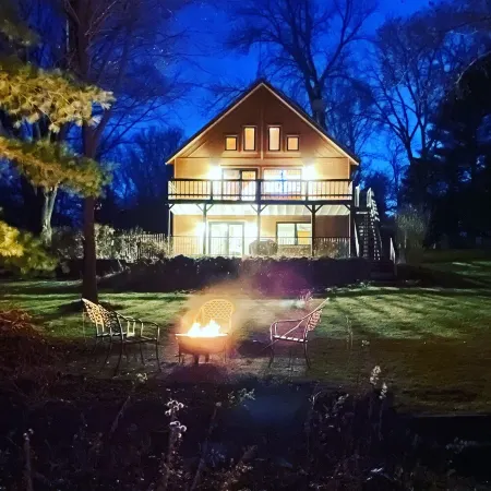 Scenic Lake Views & Adventure Near the Dells