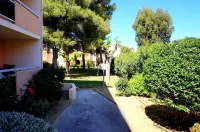 apartment 2 steps from the beach of la Favière