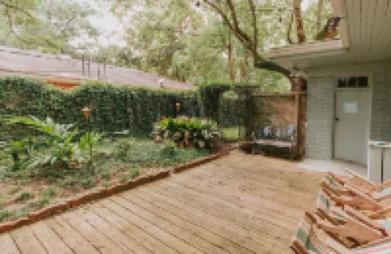 Walk to the Beach and Close to Downtown - the Perfect Location! the Main Suite