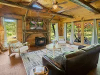 Cabin In the Finger Lakes near the Seneca Lake Wine Trail and Watkins Glen Hoteles en Hector