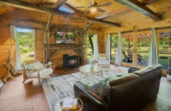 Cabin In the Finger Lakes near the Seneca Lake Wine Trail and Watkins Glen