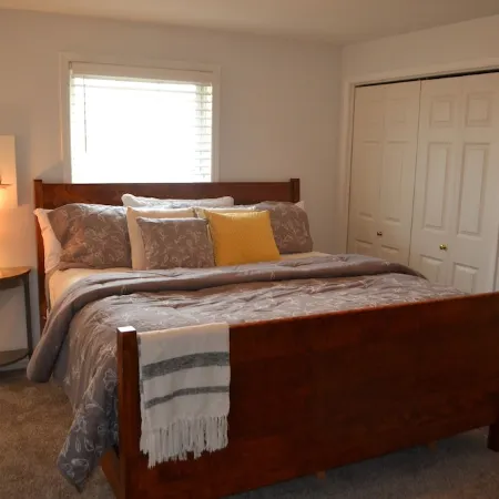 Spacious House near Granite Peak