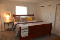 Spacious House near Granite Peak