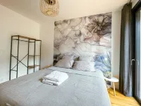 Luxury apartment with garden in the old town! Hotels near Center Care Support And Prevention En Addictologie