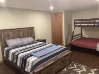 4 Br Mountain View Adventure on 15 Acres