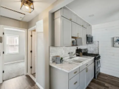 Your Metro Detroit Home Base! Hotels in Taylor