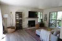 Private Retreat in Santa Cruz Mountains w Hot Tub