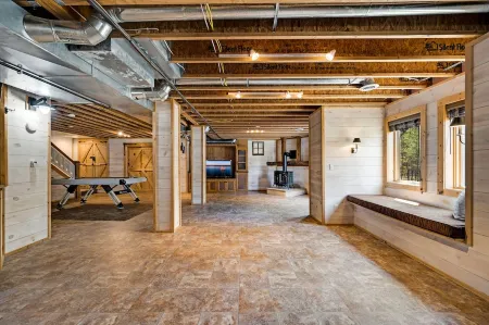 Cozy Home - 3 min to Sister Bay Downtown, Beach, & Pirates Cove Adventure Golf