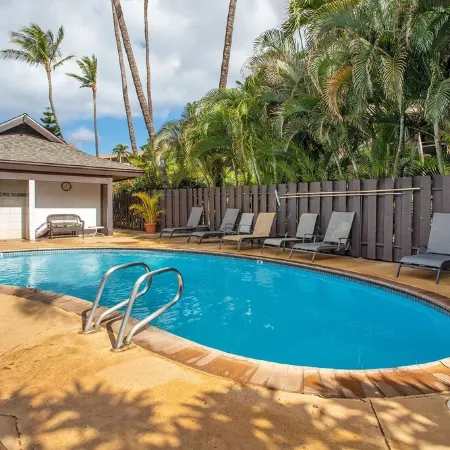 Modern Kihei Resort 2 Bedroom, 2 Bath Condo with AC - Steps to the Beach