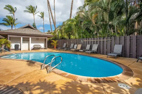 Modern Kihei Resort 2 Bedroom, 2 Bath Condo with AC - Steps to the Beach