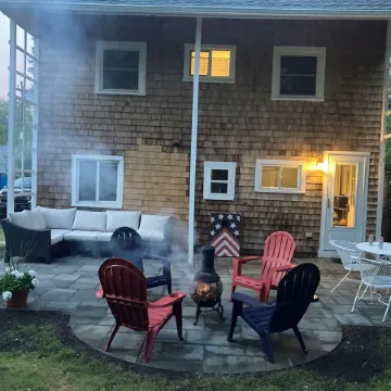 Craigsville beach cottage located .4 walking distance to the Beach!