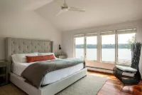 Breathtaking Hudson River Waterfrt/3 Bdrm/Pool/Quiet St/Magnfct View/Hits 2 Mile